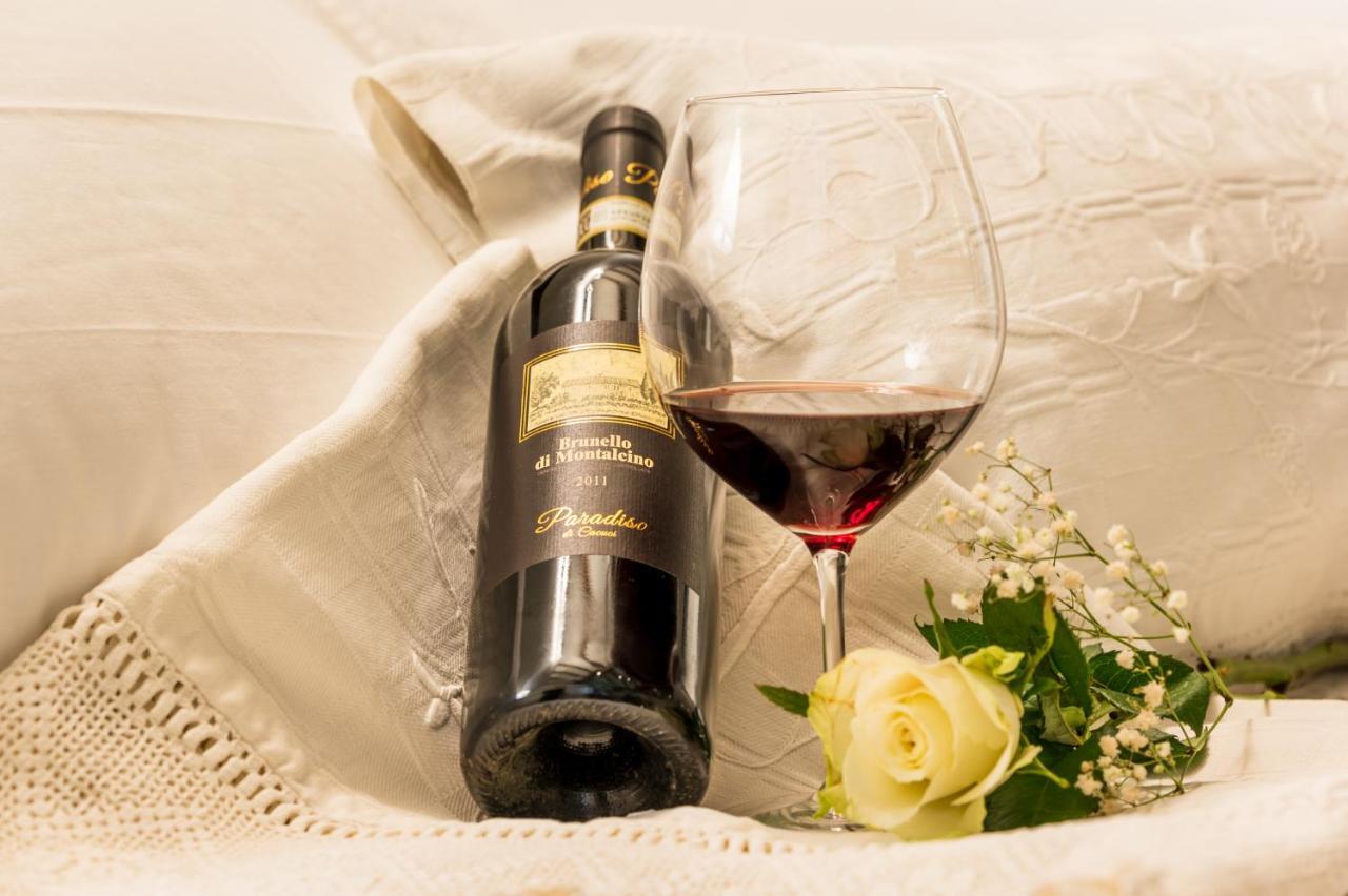 Wine Estate Rooms Paradiso Di Cacuci มอนตาลชิโน ภายนอก รูปภาพ